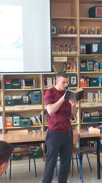 PHOTO 2023 03 27 19 54 29 (1)